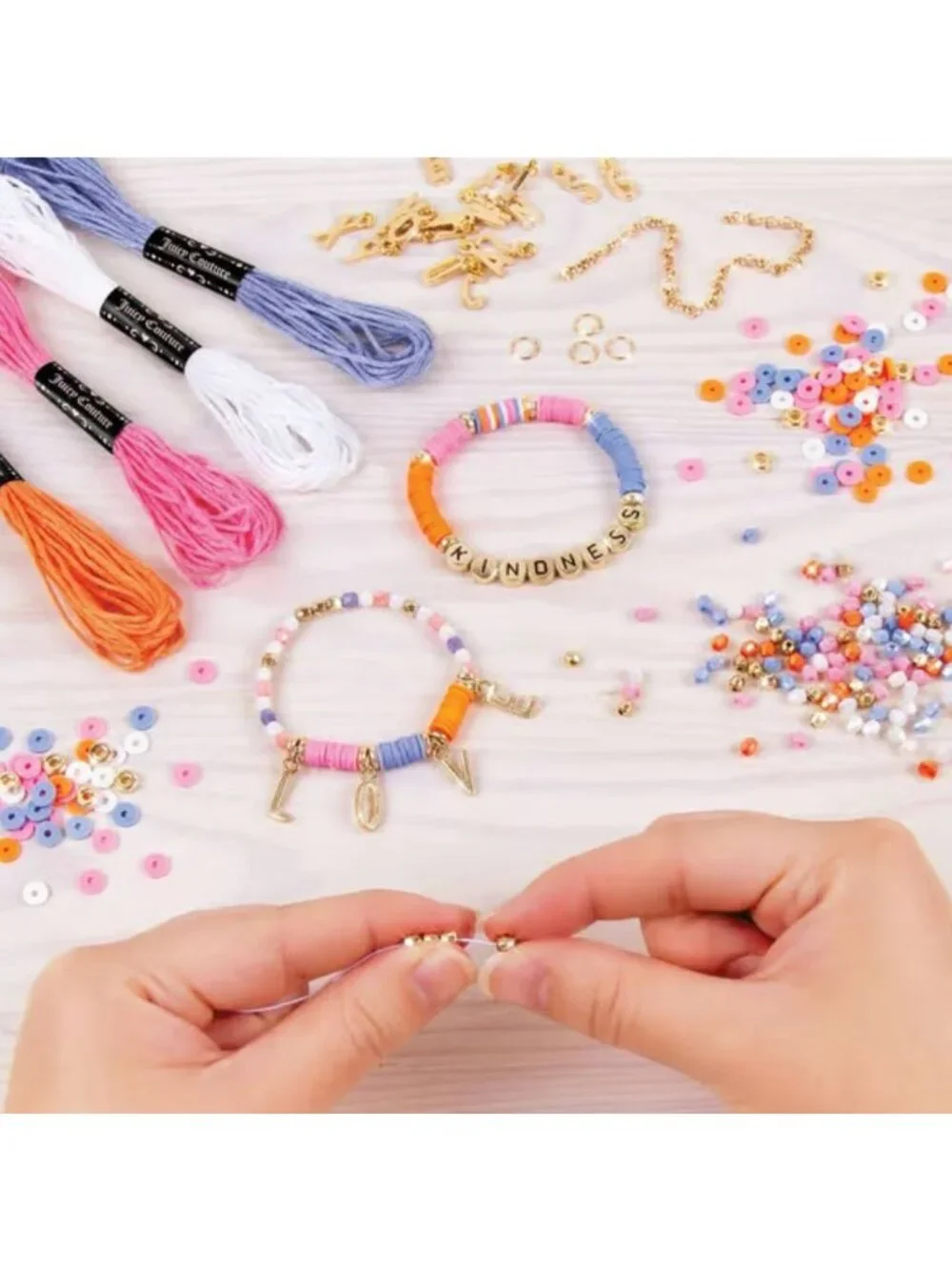 Juicy Couture Make It Real Love Letters Bracelet Kit - 563 Pcs DIY Jewelry Set F